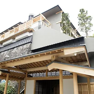 Gora Hanaougi Madoka No Mori 5* 箱根